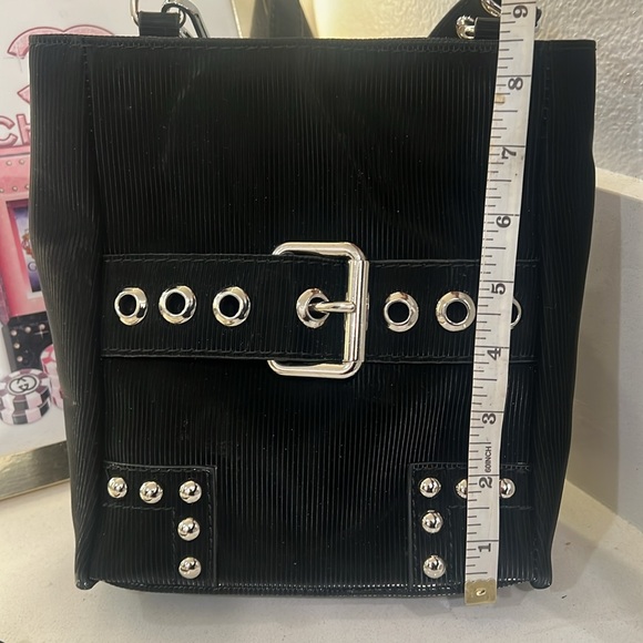 Naz faux bucket shoulder bag made in EGYPT.  Black with silver hardware NWOT - Picture 8 of 14